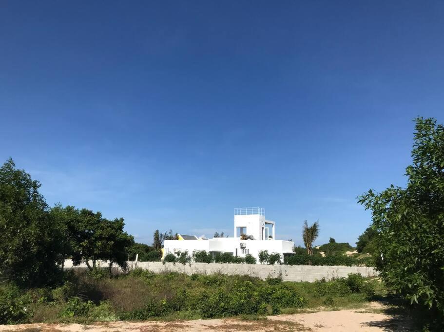 Ho Lan Retreat, Villa Mat Bien Danh Cho 8 Nguoi. Pho Tri 외부 사진